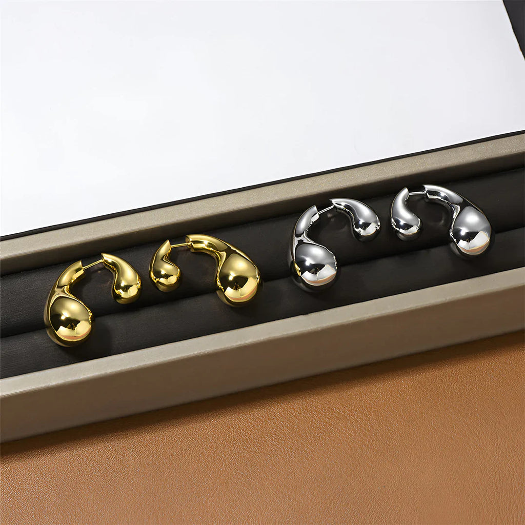 Vioraia Juliette Water Drop Earrings