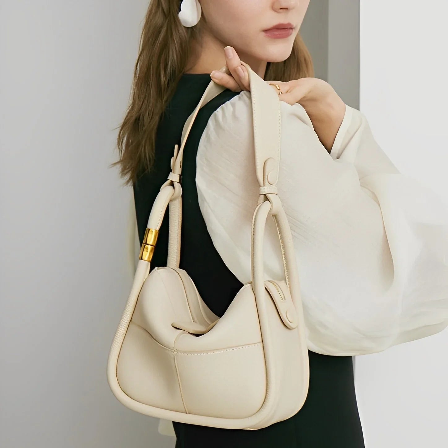 Vioraia Kelly Shoulder Bag
