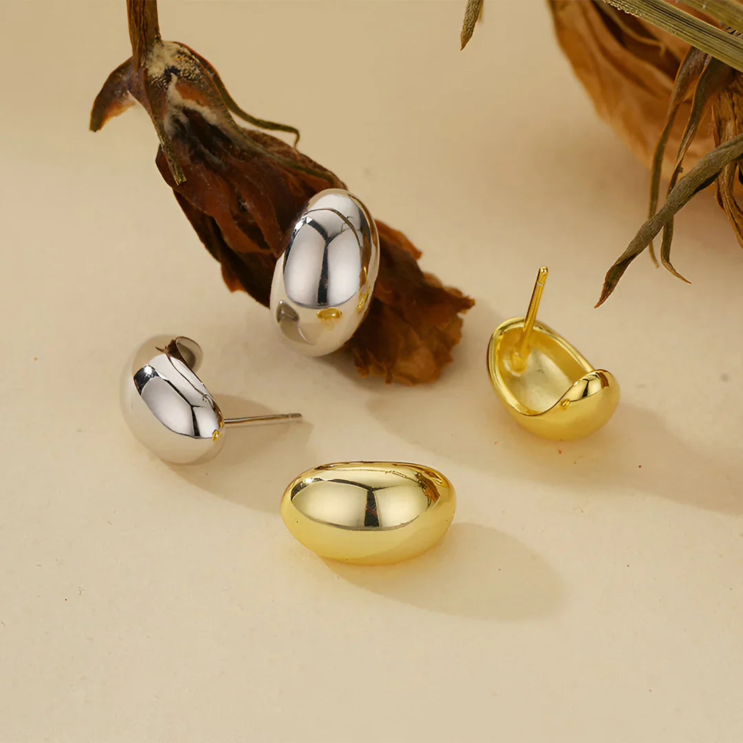 Vioraia Solenne Dome Stud Earrings