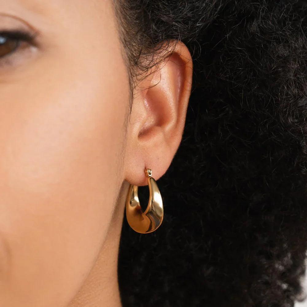 Vioraia Dara Hoop Earrings