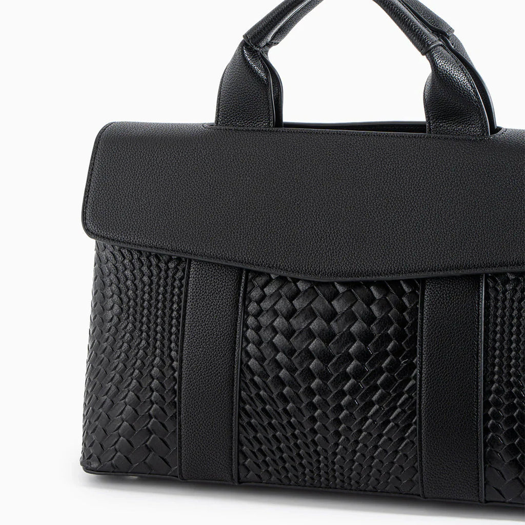 Vioraia Brittany Everyday Medium Tote Bag