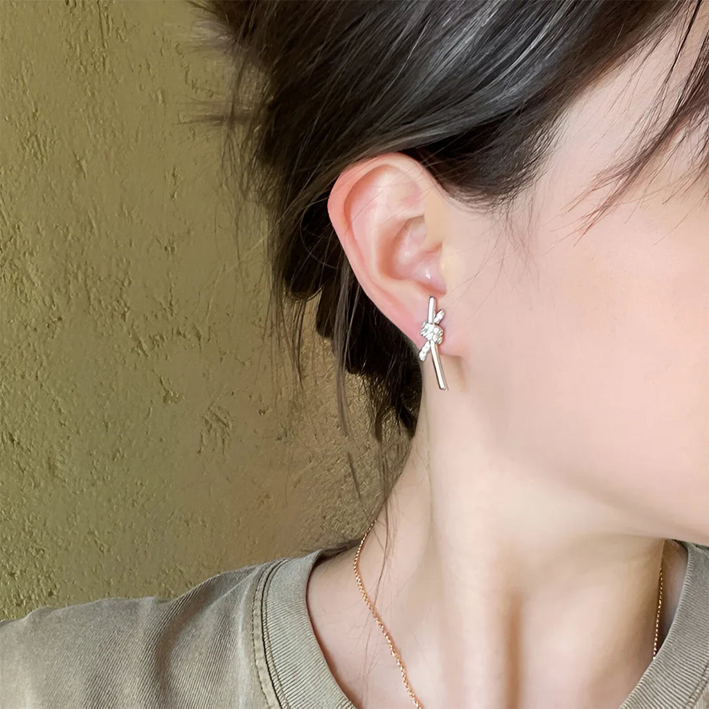Vioraia Lyra Twist Climber Earrings