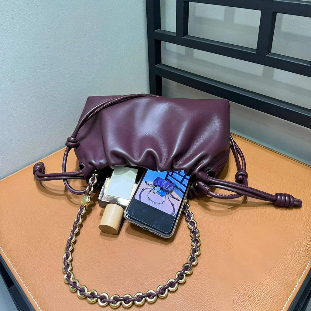 Vioraia Daisy Shoulder Bag