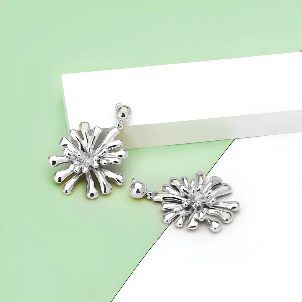 Vioraia Lyra Bloom Earrings