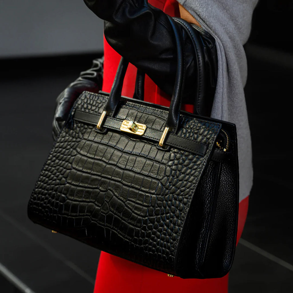 Vioraia Marseille Handbag