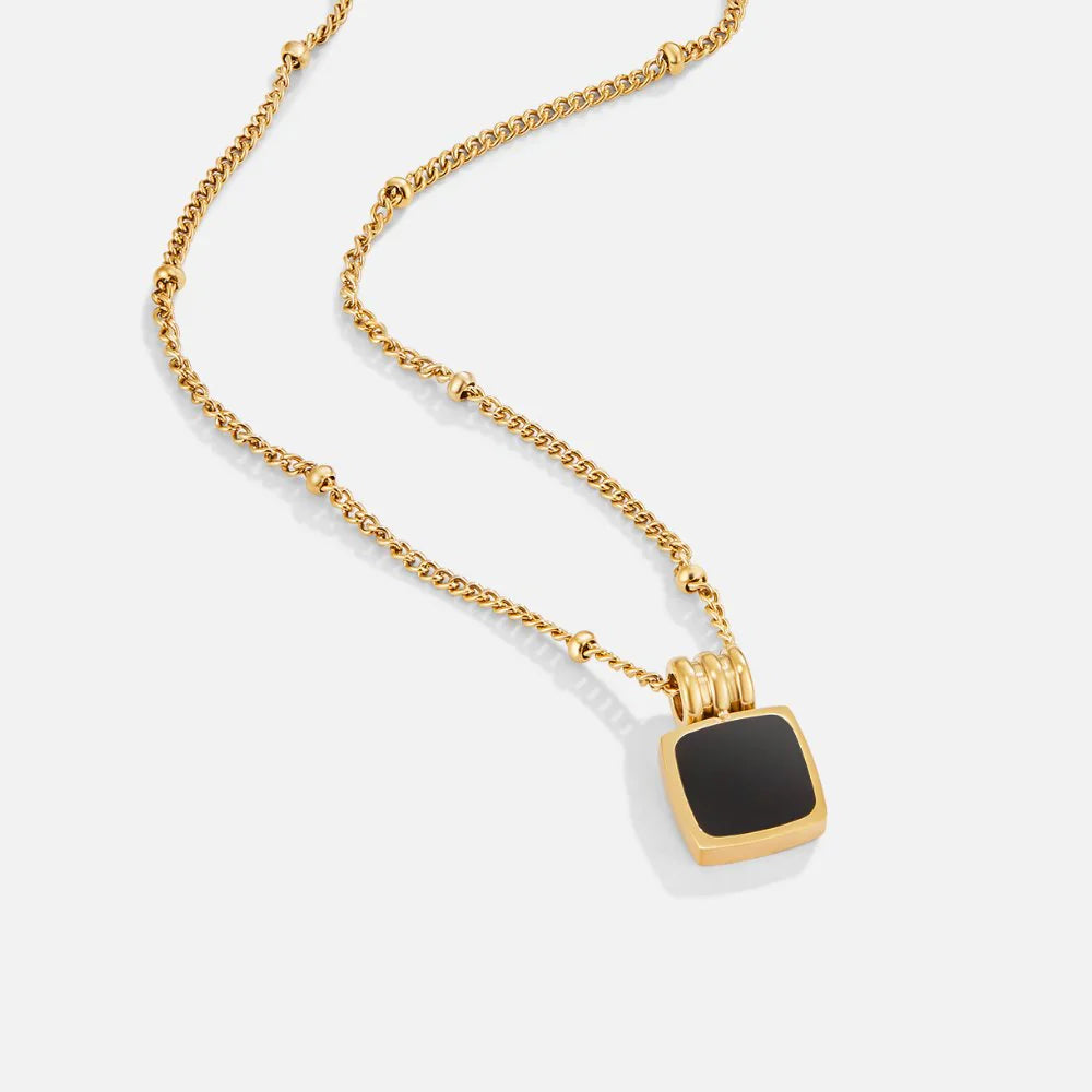 Vioraia Lucia Black Pendant Necklace