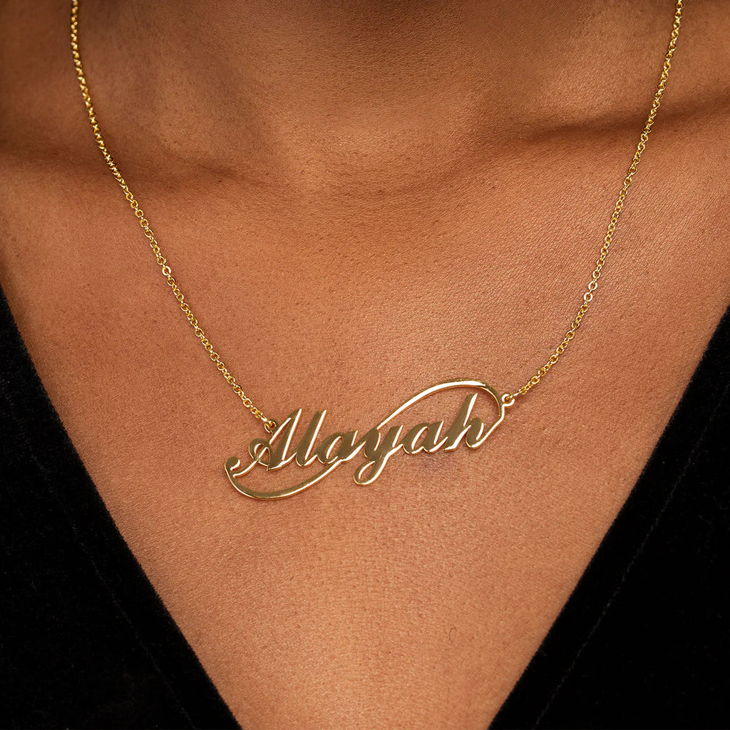 Vioraia Infinity Name Necklace
