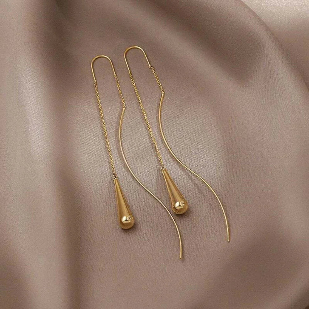 Vioraia Golden Teardrop Tassel Earrings