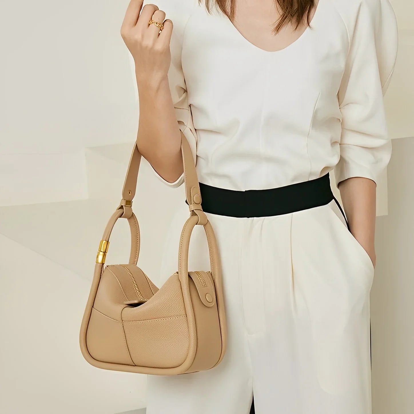 Vioraia Kelly Shoulder Bag