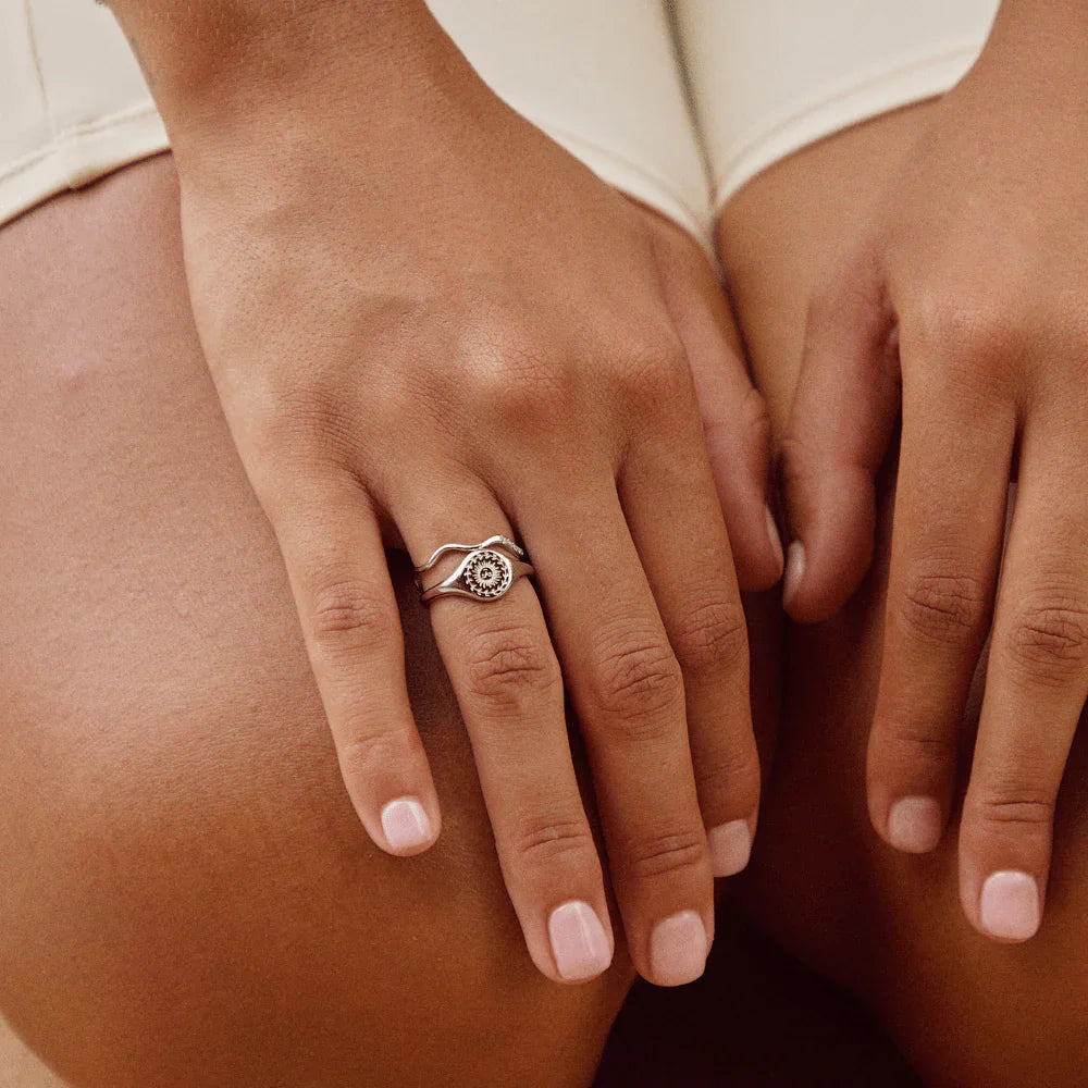 Vioraia Summer Solstice Silver Ring
