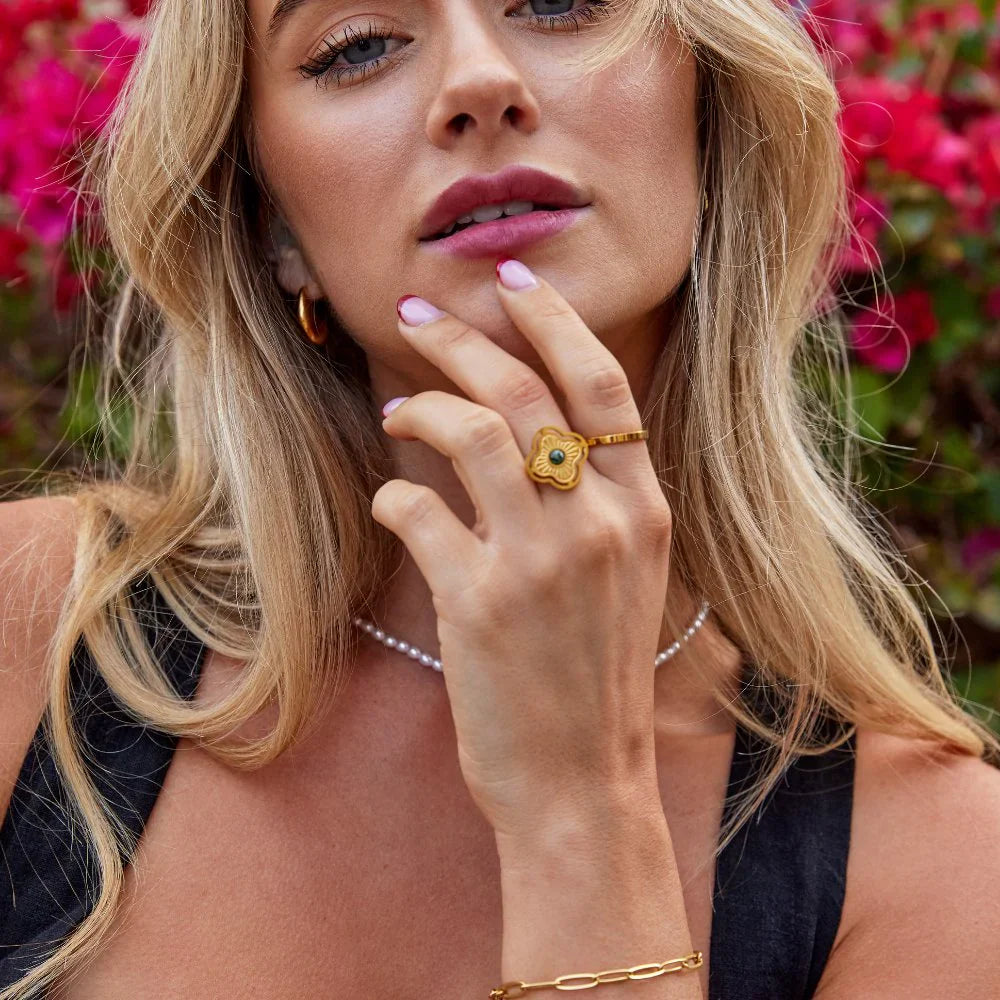Vioraia Turquoise Lucky Flower Ring