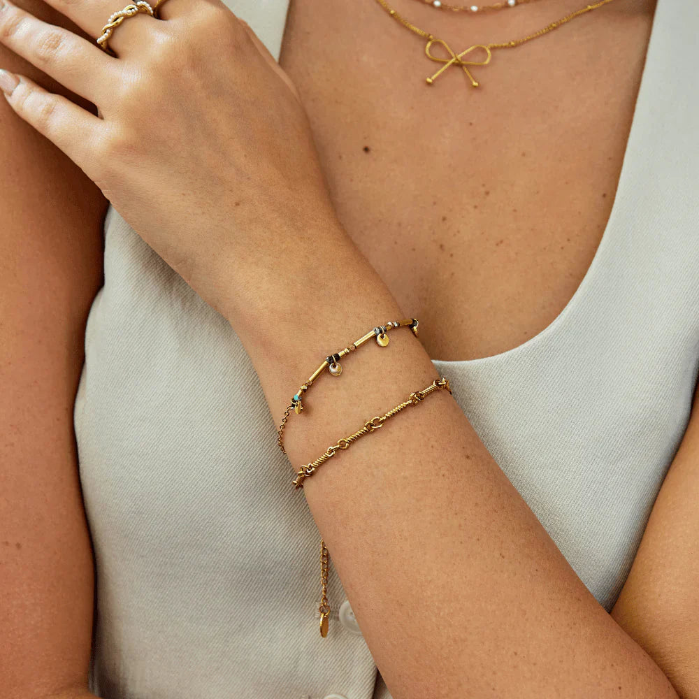 Vioraia Neri Gold Disc Bracelet