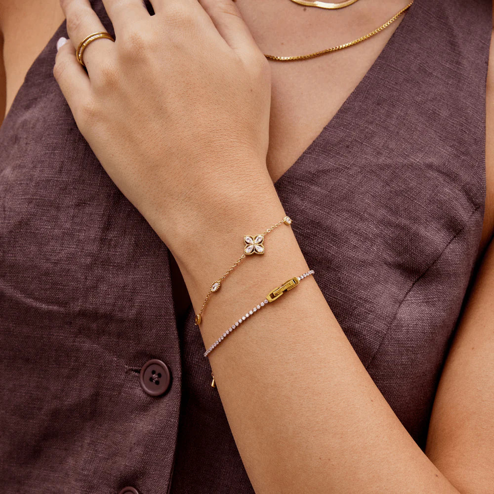 Vioraia Four Leaf Clover Crystal Bracelet