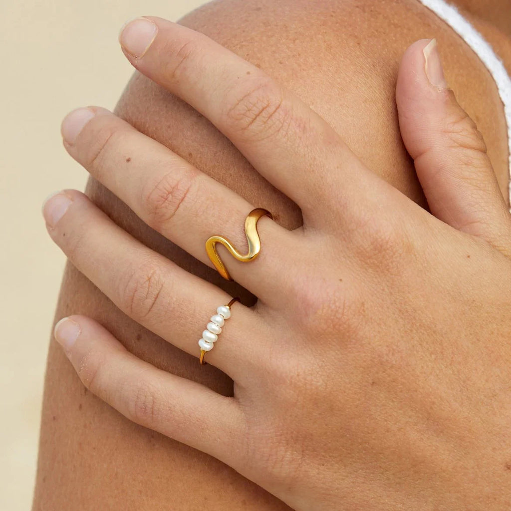 Vioraia Classic Freshwater Pearl Ring