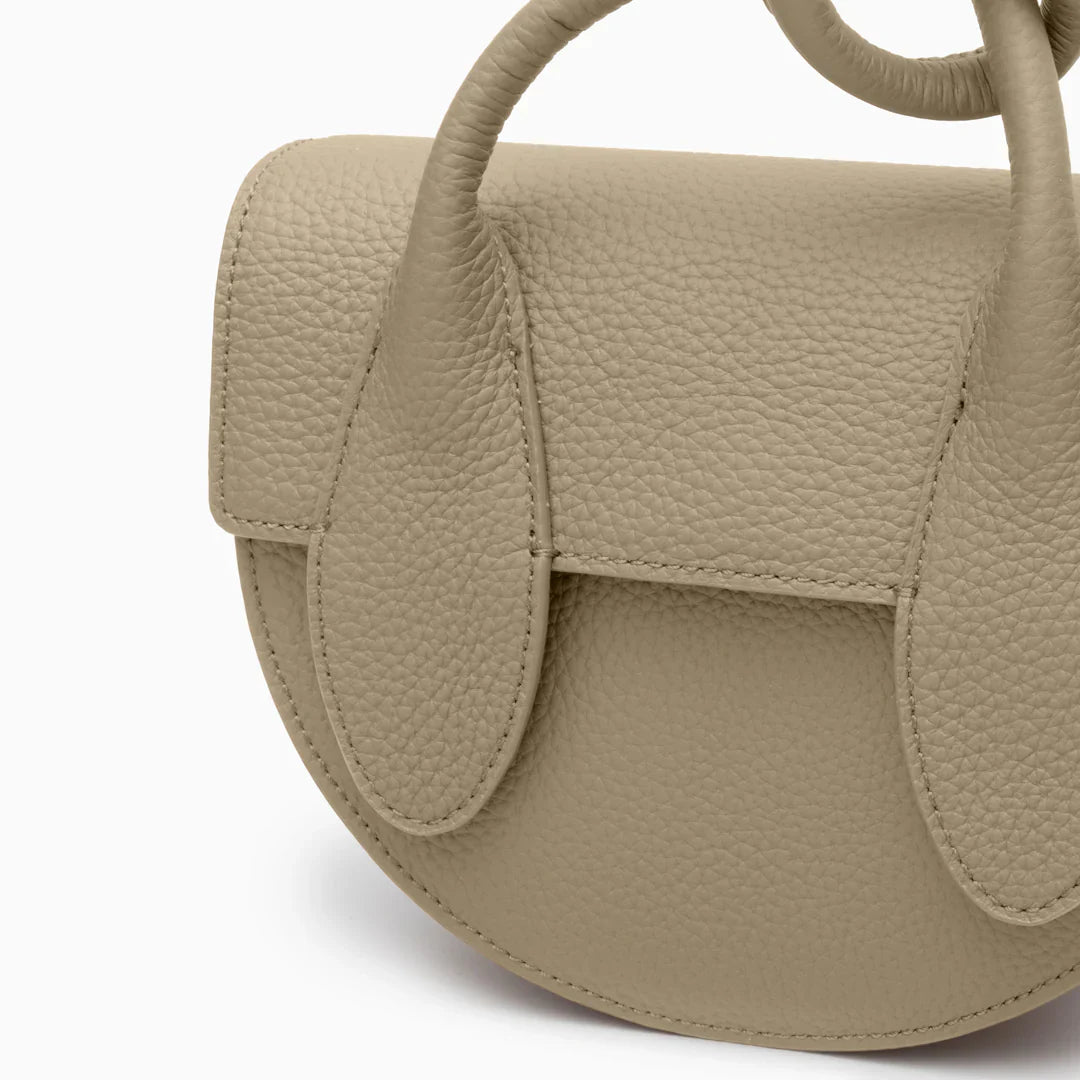 Vioraia Arden Saddle Crossbody Bag