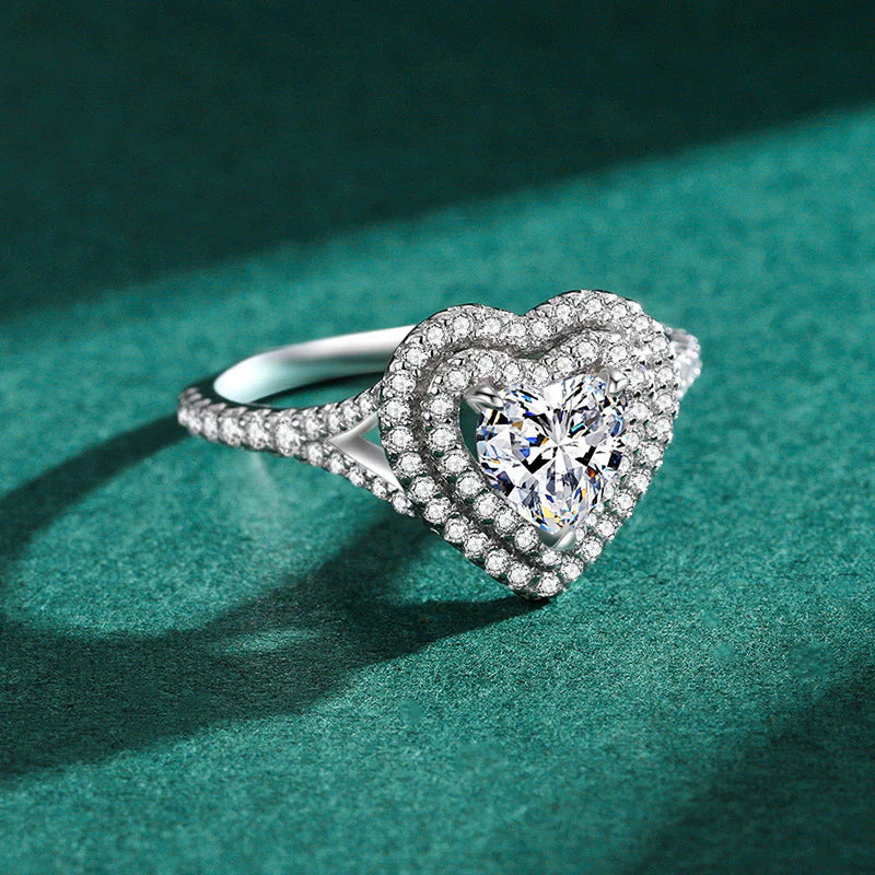 Vioraia Enchanted Love Ring