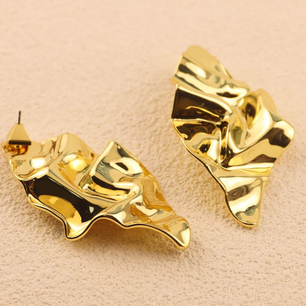Vioraia Aria Sculpted Mirage Earrings
