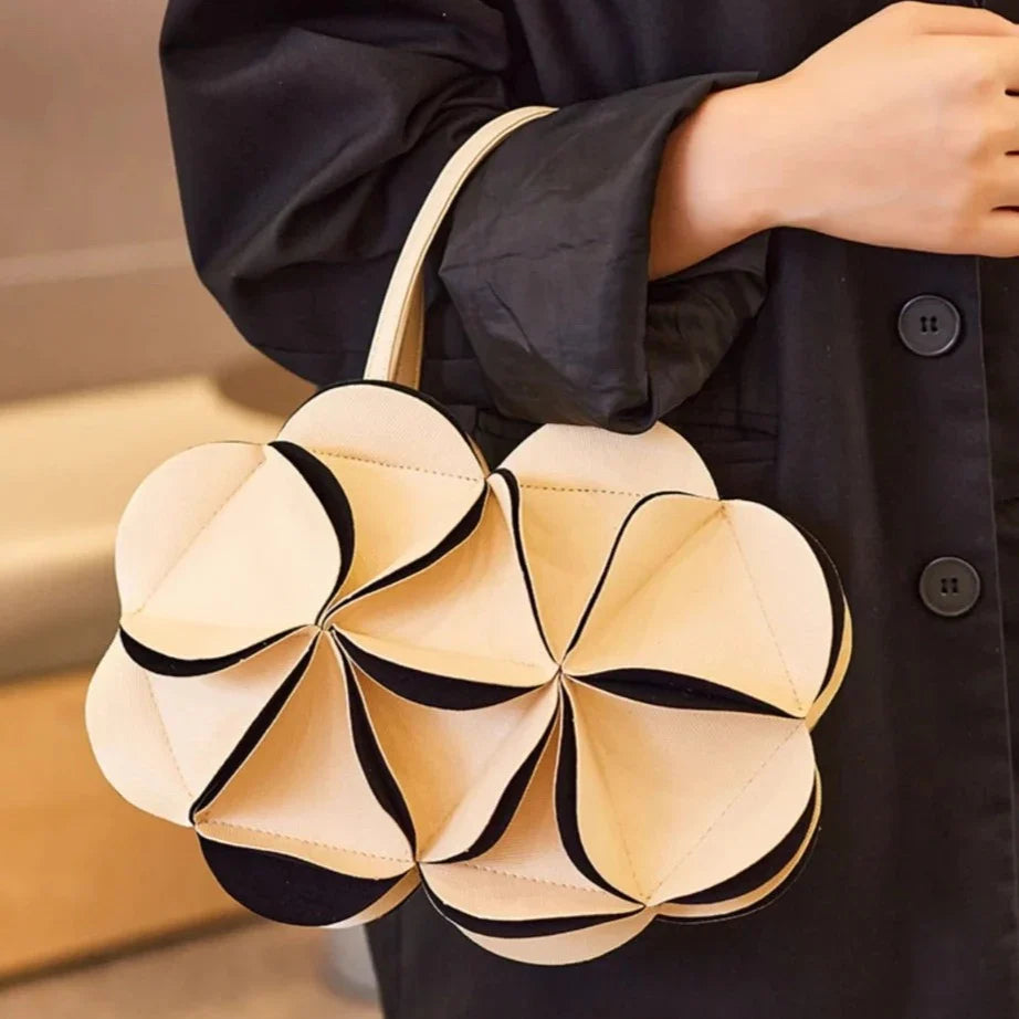 Vioraia (CS) Monique Flower Handbag