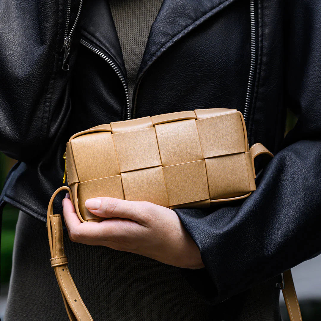 Vioraia Helene Shoulder Bag