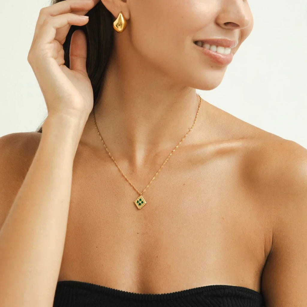 Vioraia Tiffany Emerald Pendant Necklace