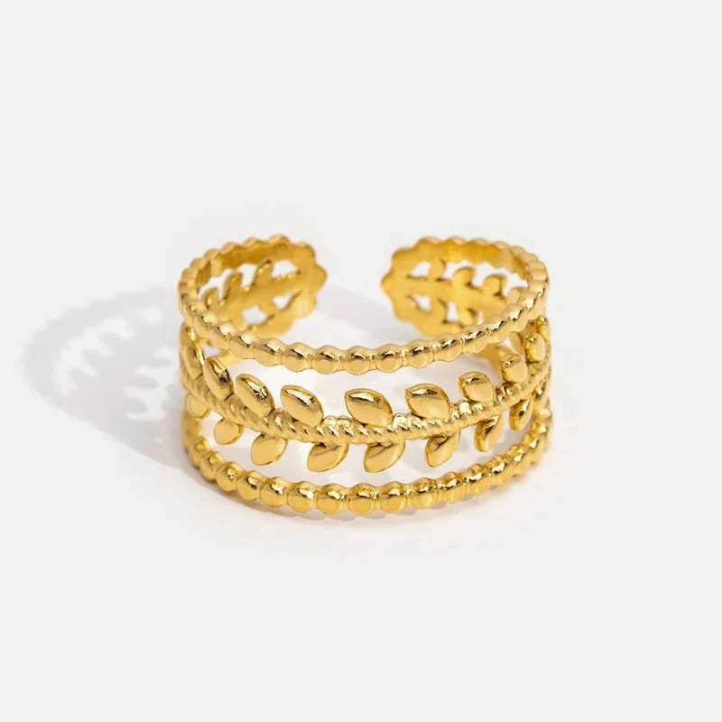 Vioraia Marissa Layered Gold Leaf Ring