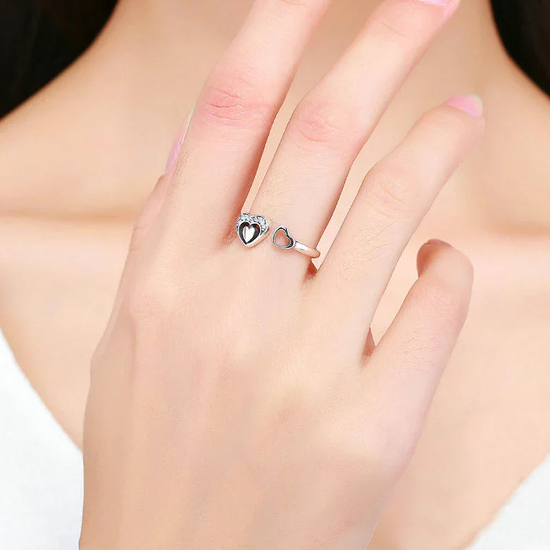 Vioraia Enlightened Love Ring