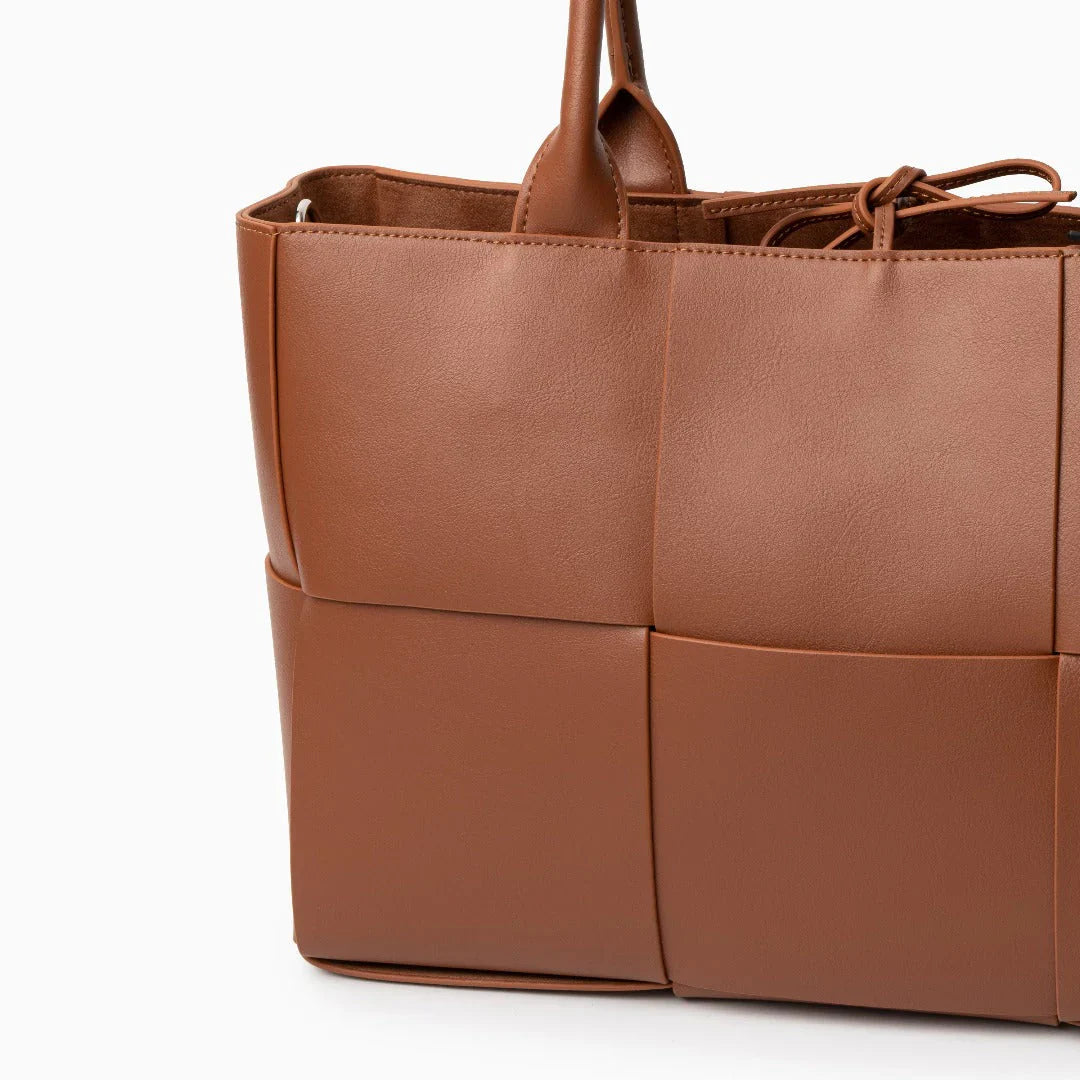 Vioraia (CS) Karine Medium Tote Bag