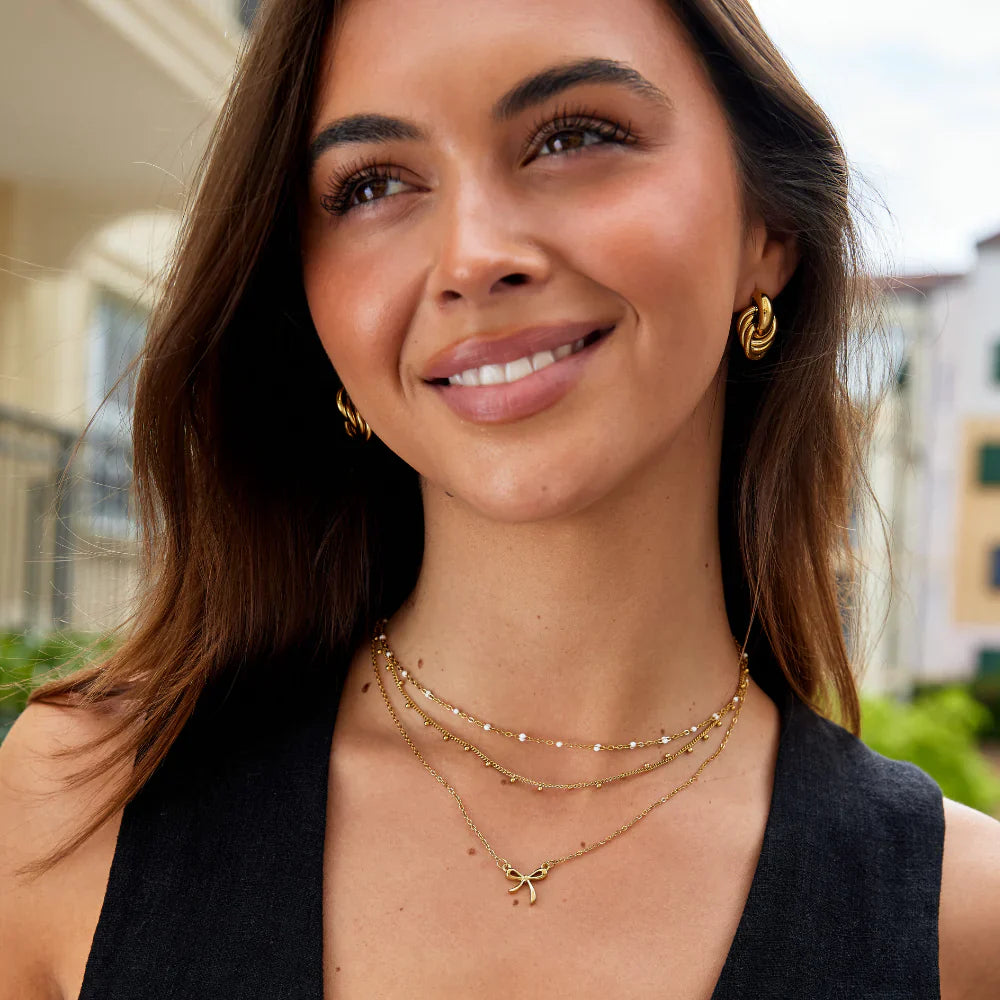 Vioraia Serenity Bow Pendant Necklace