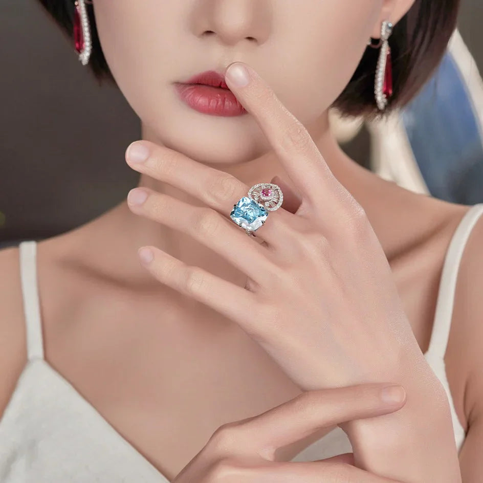 Vioraia Majestic B  Heart Ring