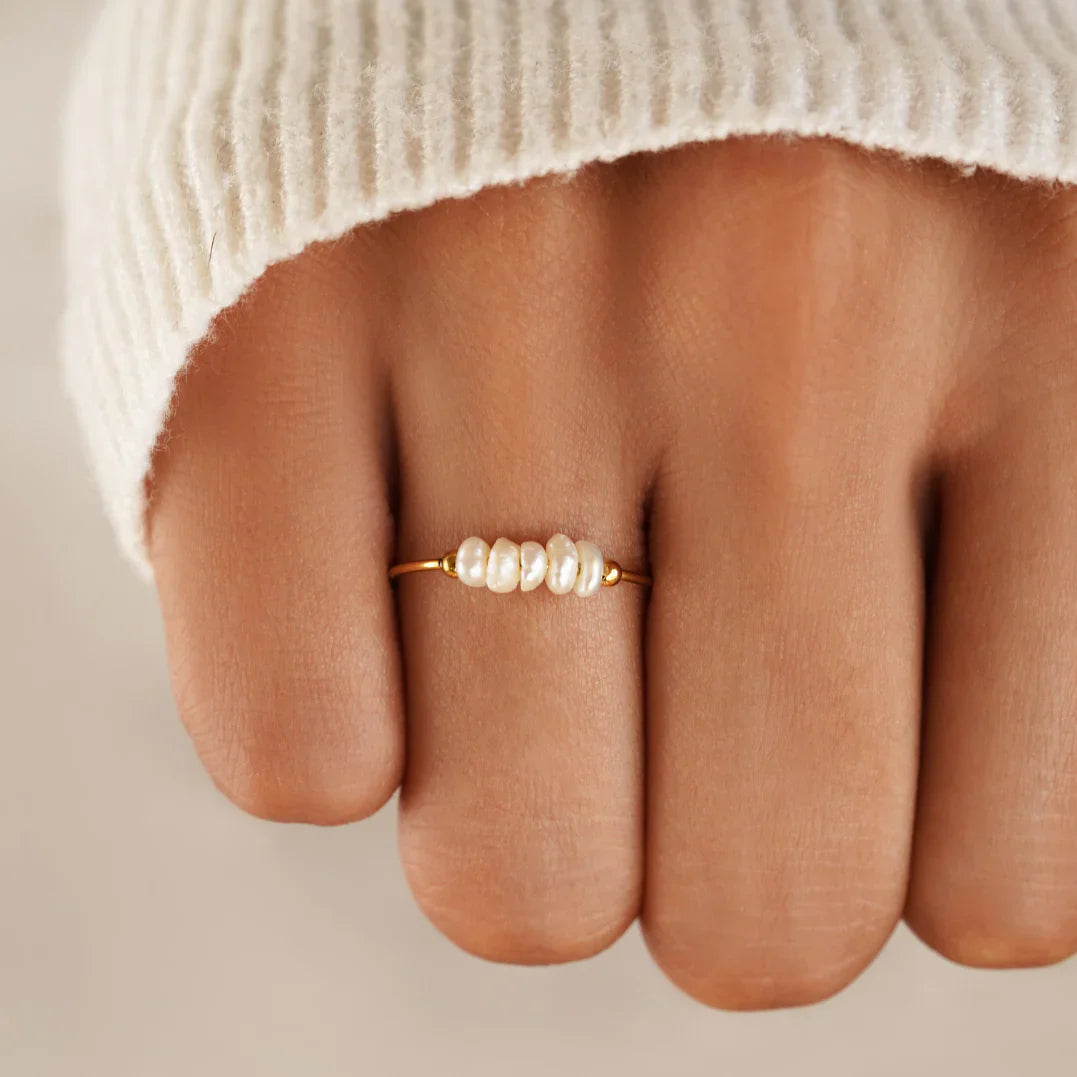 Vioraia Classic Freshwater Pearl Ring