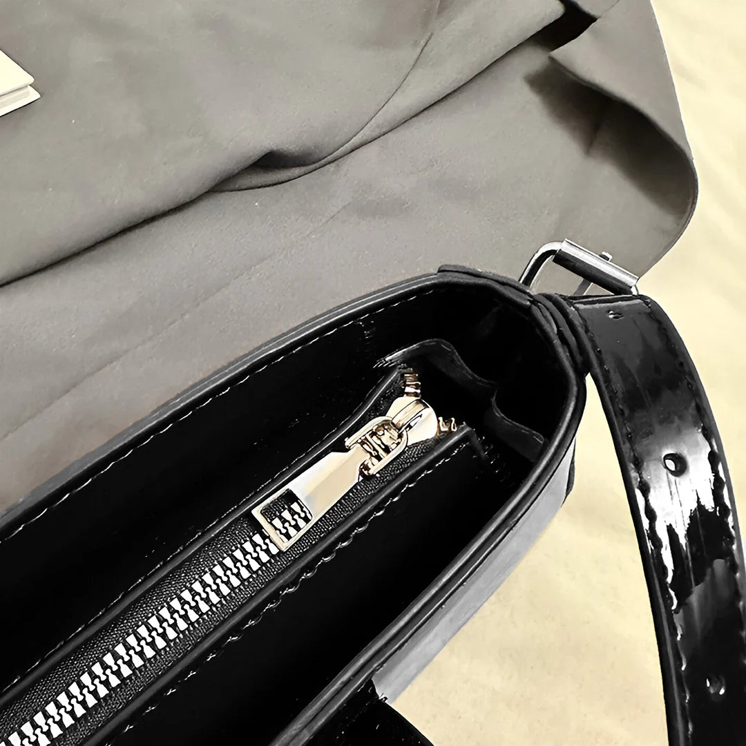 Vioraia Billie Shoulder Bag