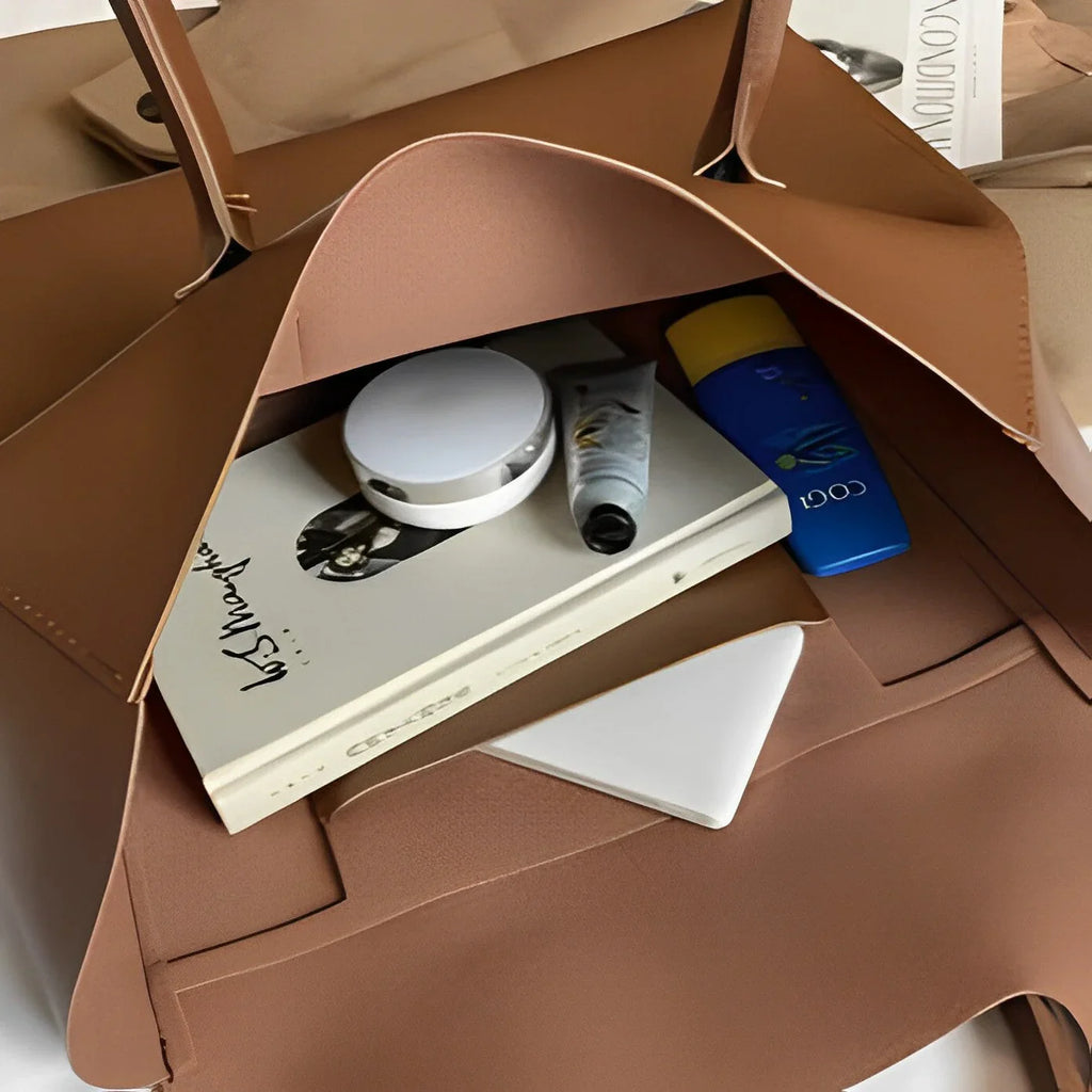 Vioraia Katherine Retro Tote Bag
