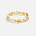 Vioraia Infinity 18K Gold Twist Ring