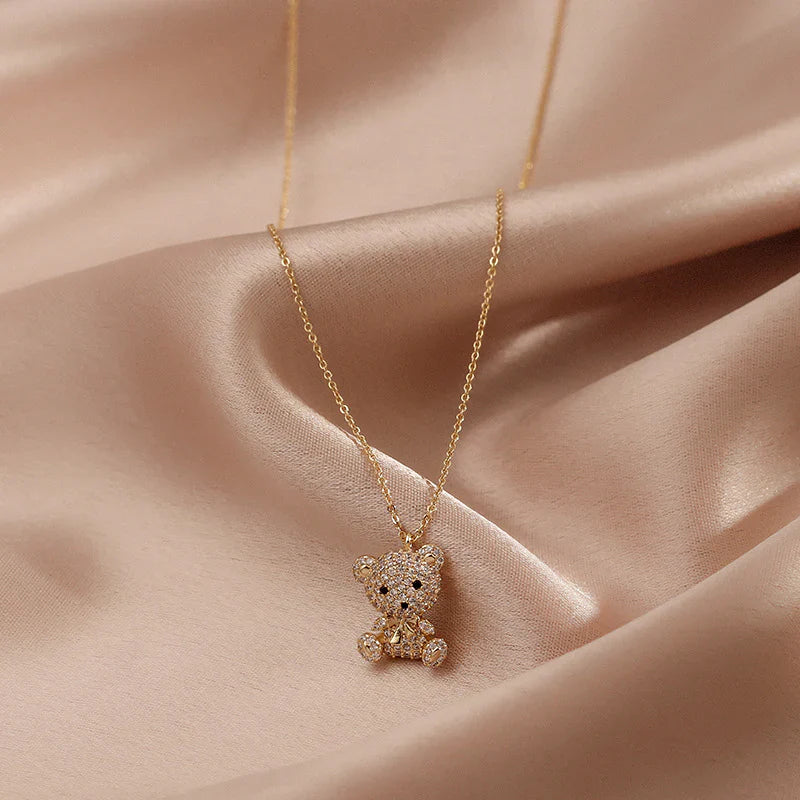 Vioraia Teddy Bear Necklace