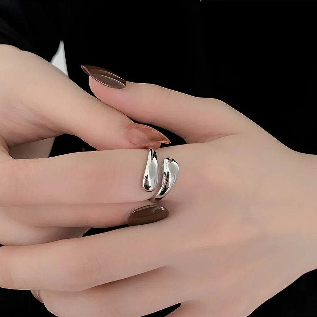 Vioraia Clara open Ring