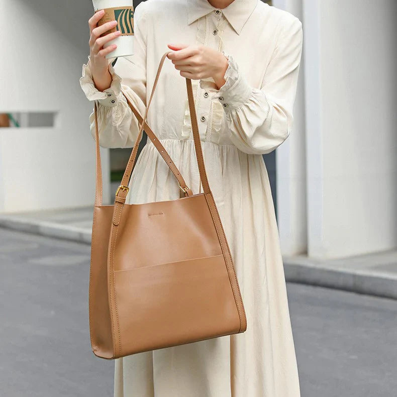 Vioraia Camila Tote Bag
