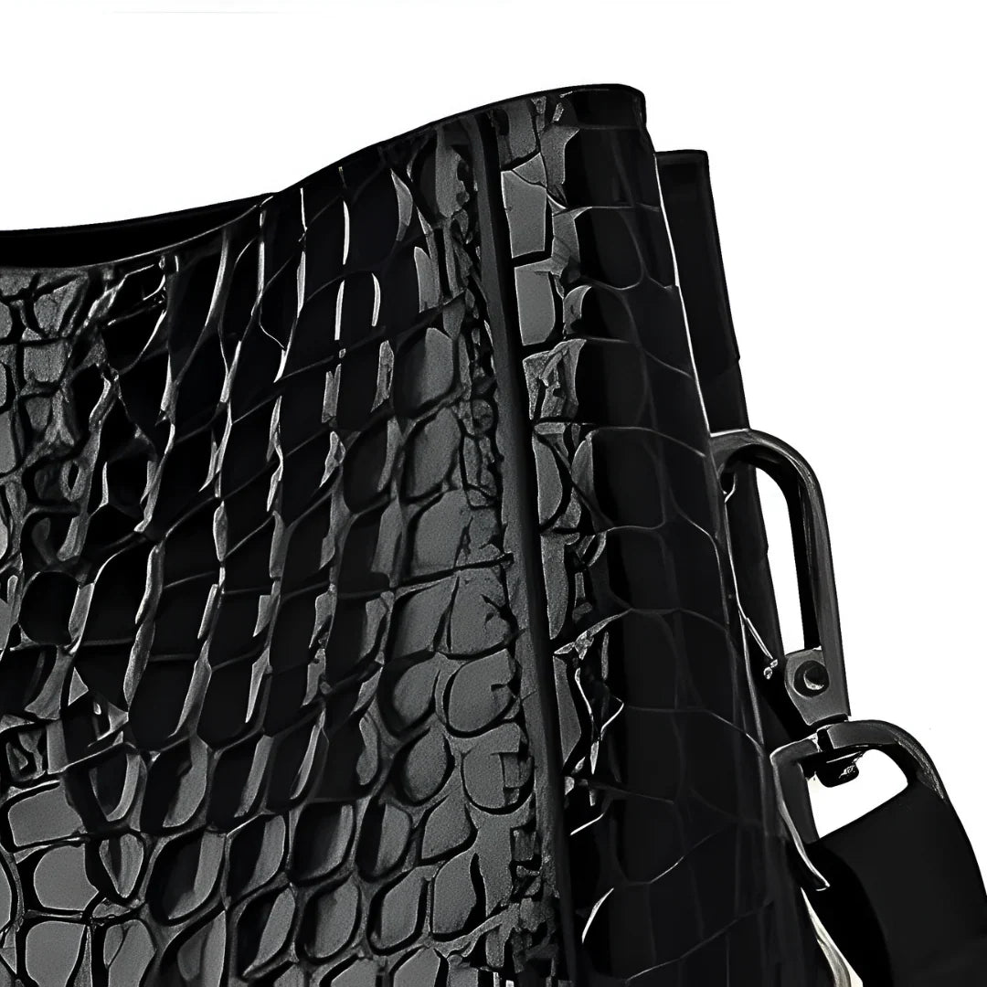 Vioraia Briella Tote Bag