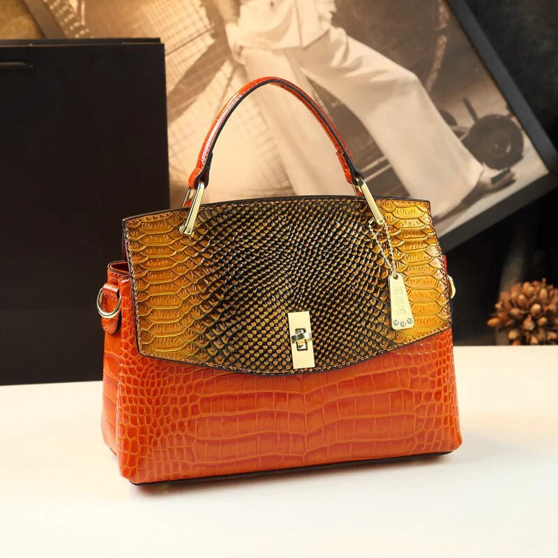 Vioraia (CS) Versailles Shoulder Bag