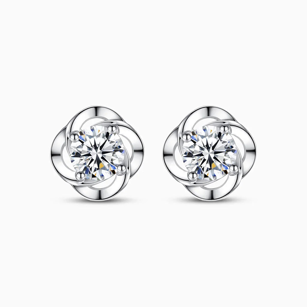 Vioraia Sparkling Flower Stud Earrings