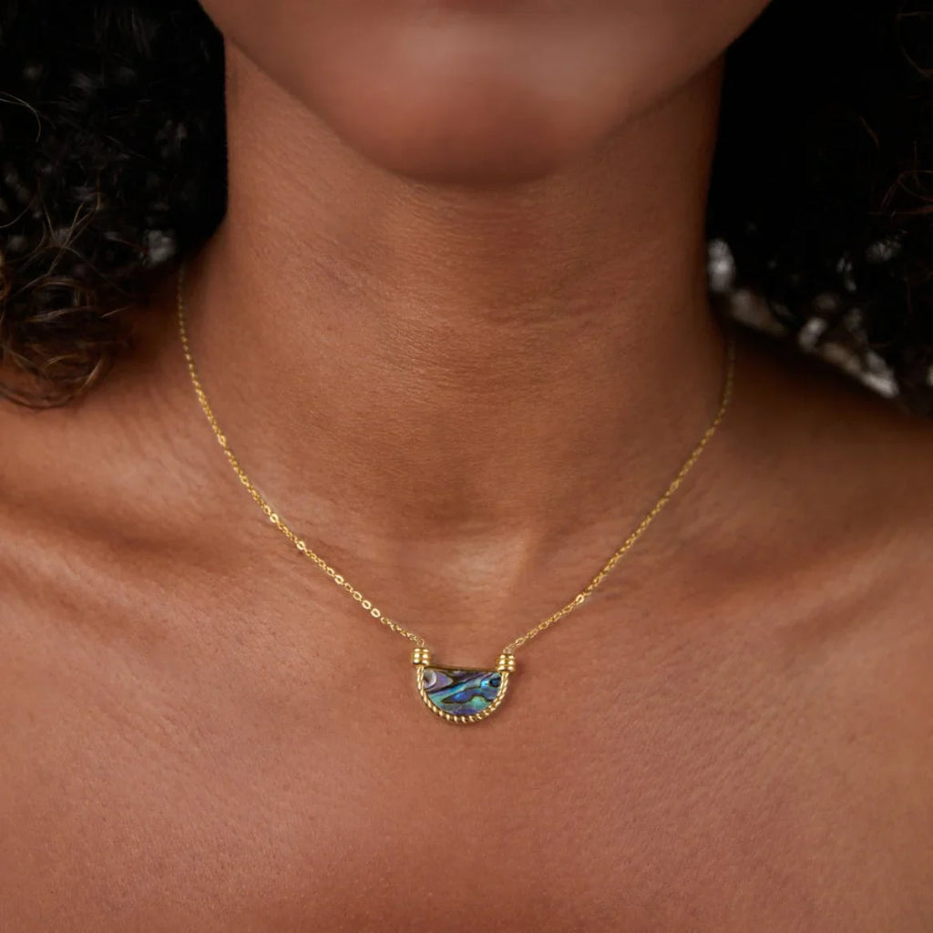 Vioraia Amalfi Turquoise Shell Necklace