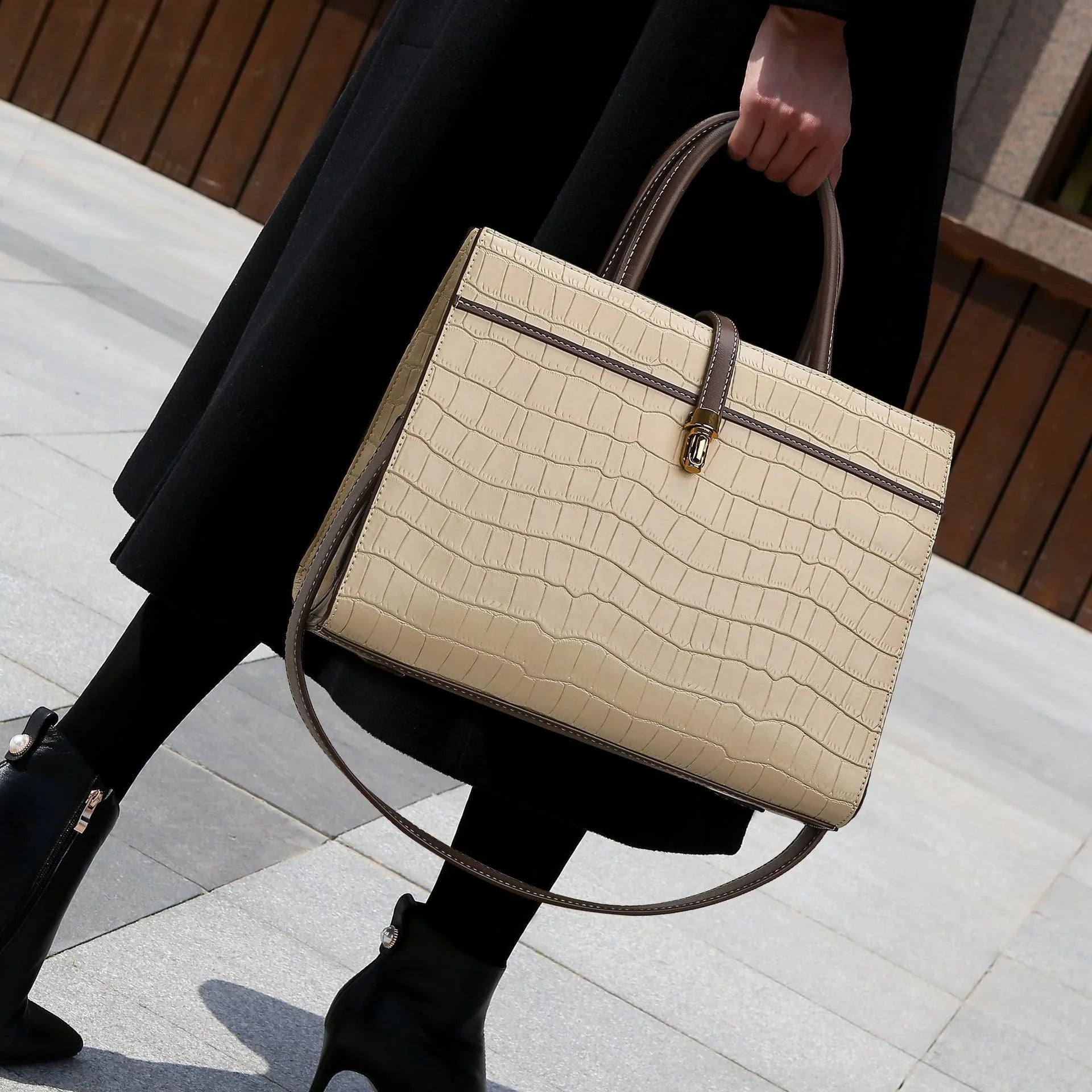 Vioraia Kate Crocodile Pattern Medium Tote Bag