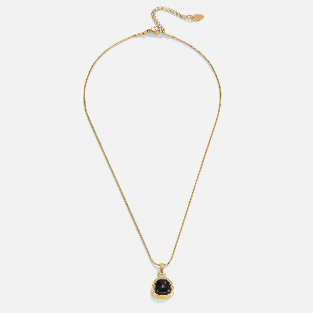 Vioraia Ebony Black Pearl Pendant Necklace