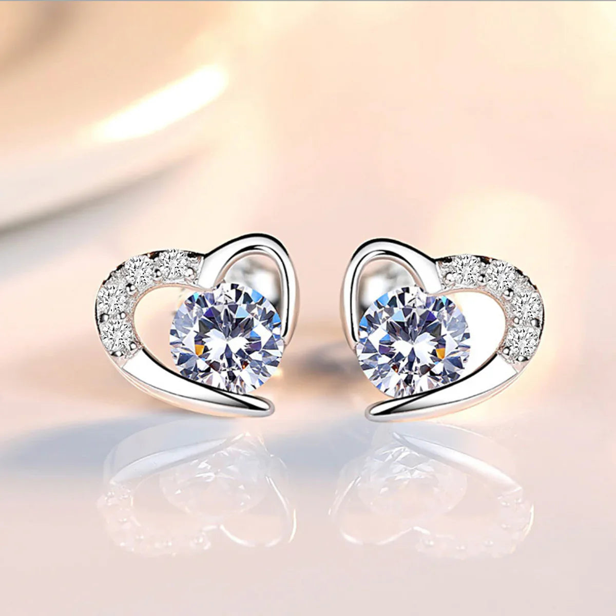 Vioraia Sparkling Love Stud Earrings