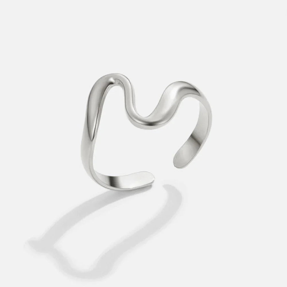 Vioraia Silver Wave Ring