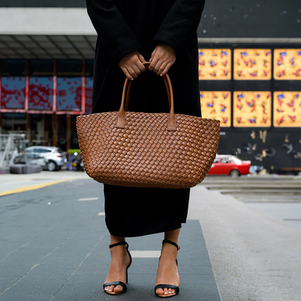 Vioraia Melanie Tote Bag