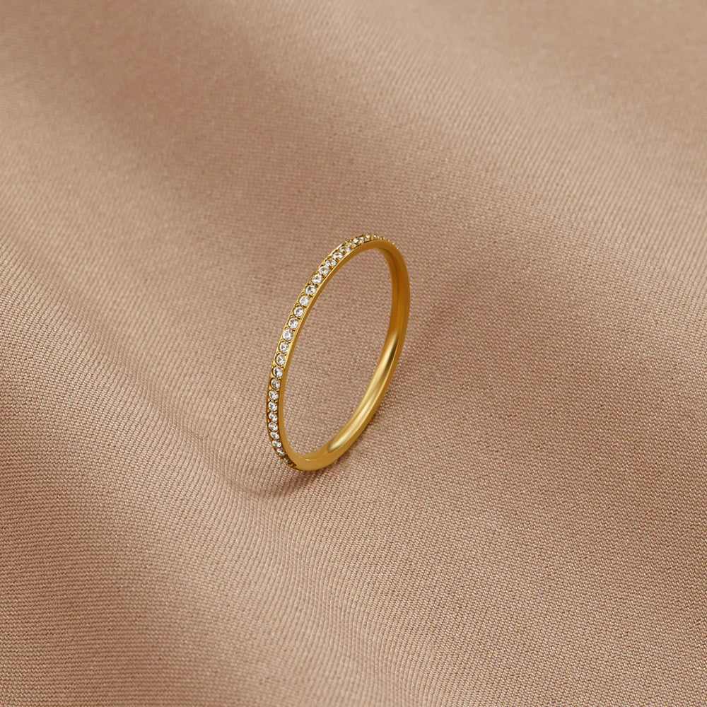 Vioraia Eternity 18K Crystal Ring