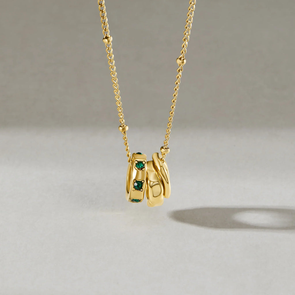 Vioraia Camilla Pendant Necklace