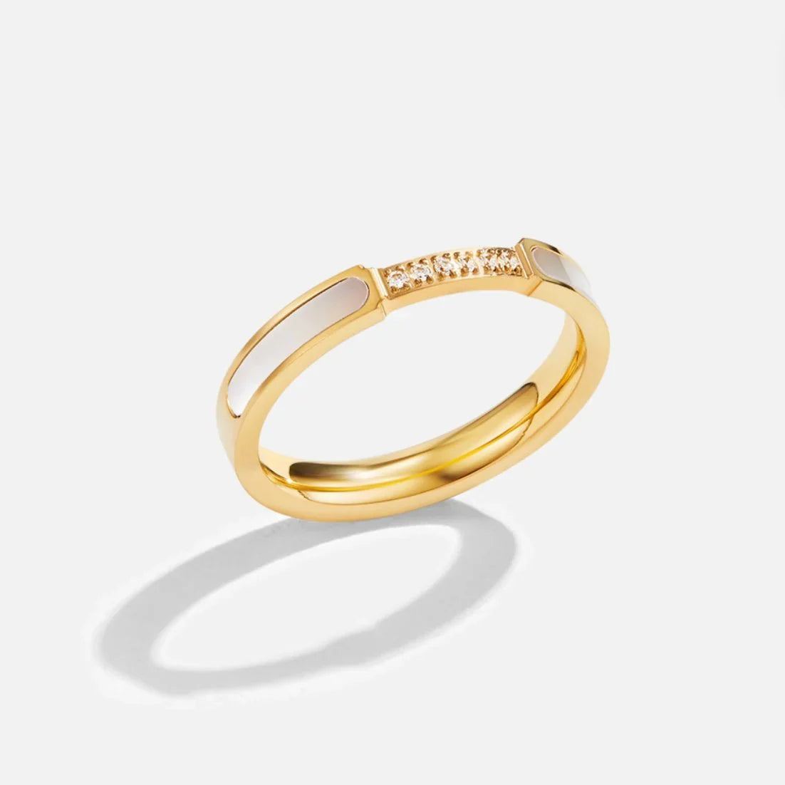Vioraia Mother Of Pearl & Crystal Ring