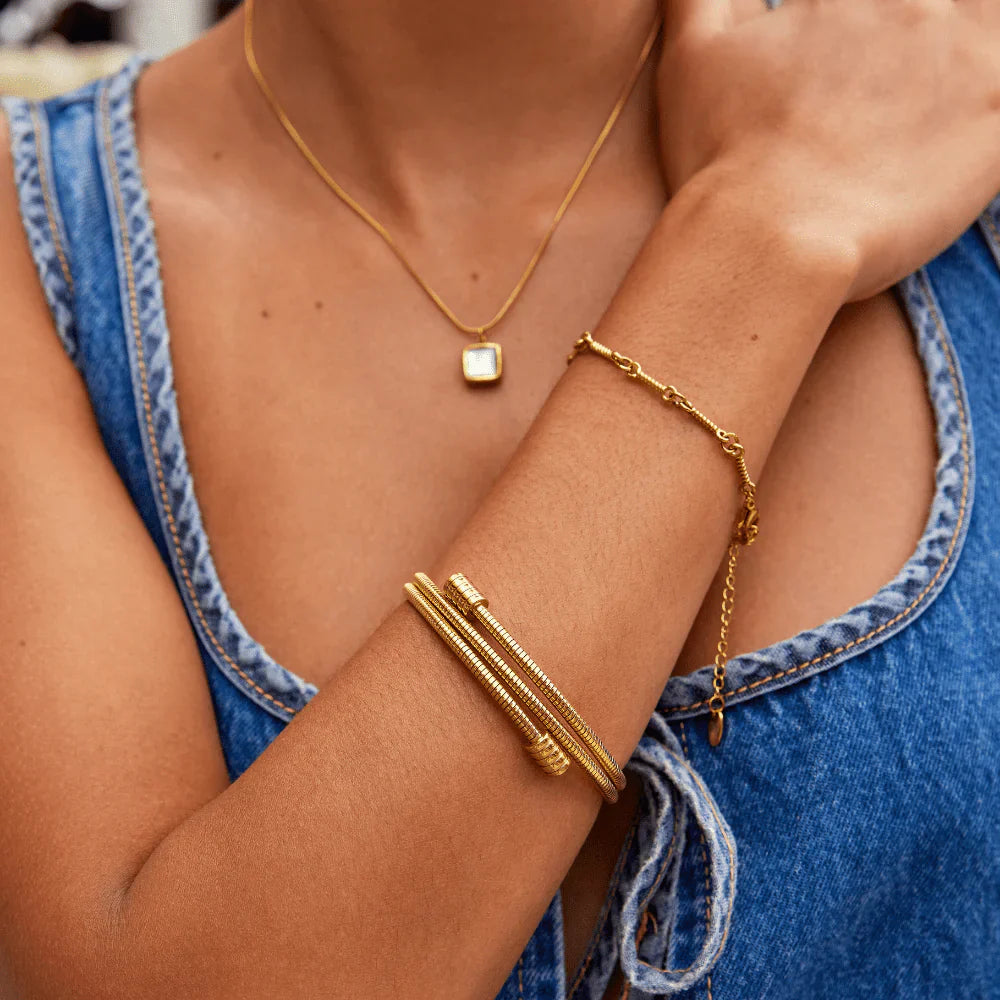 Vioraia Twisted Gold Bracelet