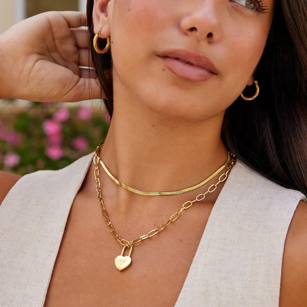 Vioraia Heart Lock Pendant Necklace